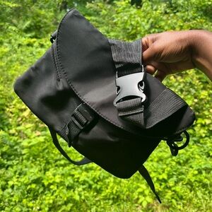 Super Lightweight Black Crossbody Bag with Buckle Strap